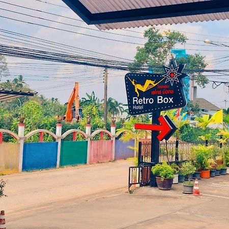 Retro Box Hotel Chumphon Esterno foto